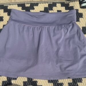 GAP Women's light Purple Skort. Shorts liner. Sz M